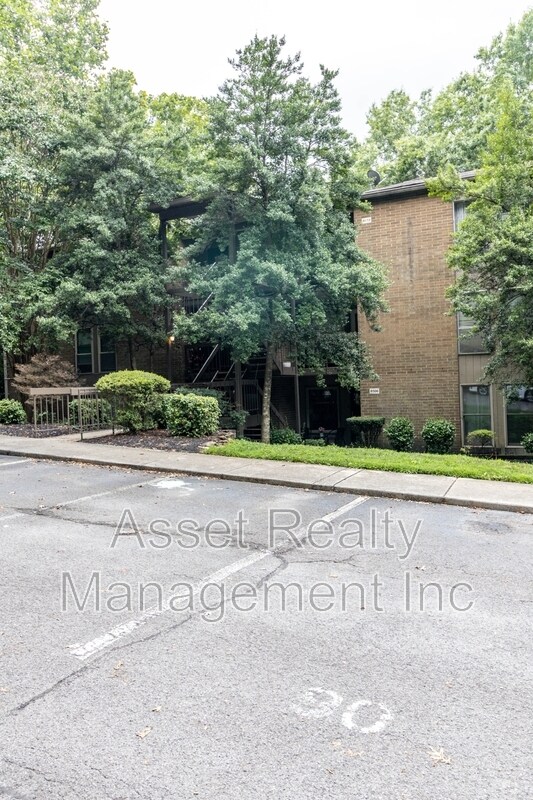 Building Photo - 8510 Madrid Ct
