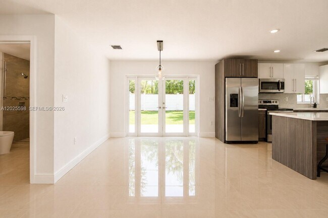 Foto del edificio - 9421 SW 150th St