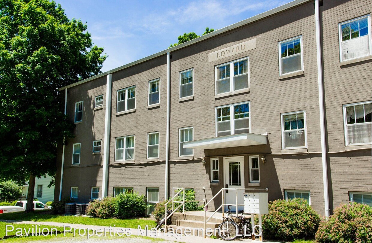 Primary Photo - 2 br, 1 bath Apartment - Quiet 1 & 2 Bedro...