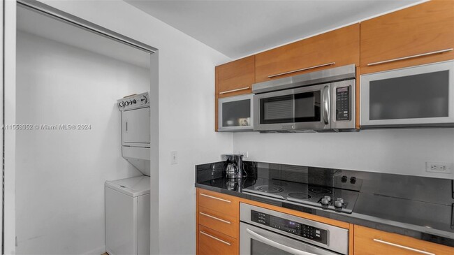 Foto del edificio - 253 NE 2nd St