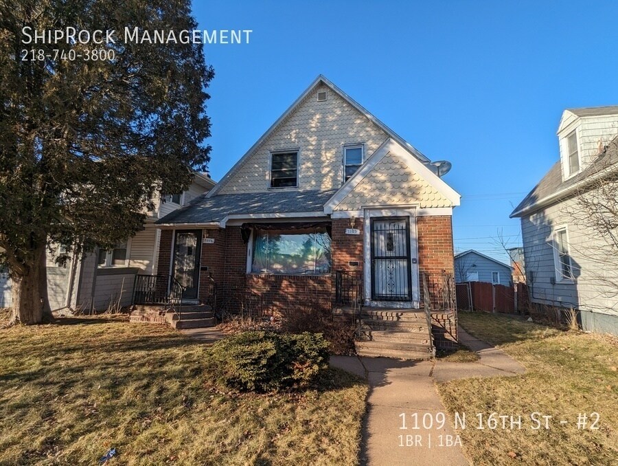 1109 N 16th St Unit 2, Superior, WI 54880 Room for Rent in Superior, WI