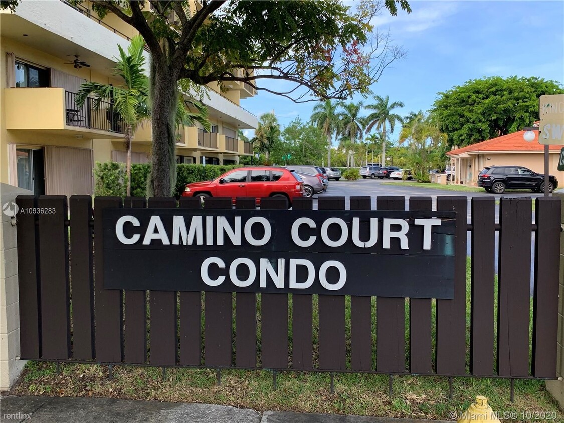 Primary Photo - 1 br, 1 bath Condo - Camino Court Condo 106