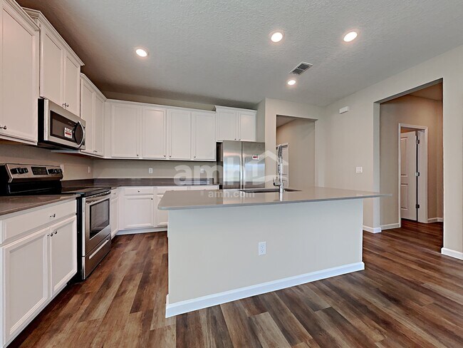 Foto del edificio - 131 Spruce Point