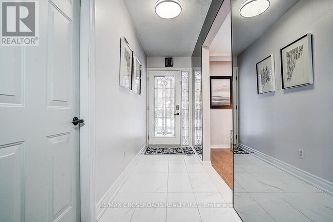 Building Photo - 78 Fred Varley Dr