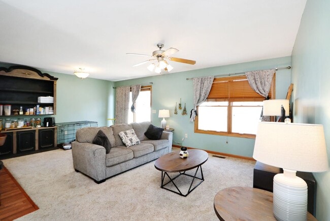 Building Photo - Italian Estates Property Management