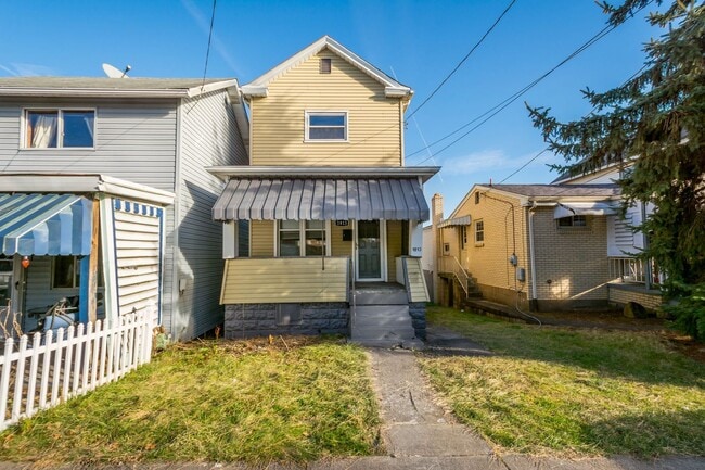 Building Photo - *$100 OFF FIRST 3 MONTHS OF RENT IF SIGNED...