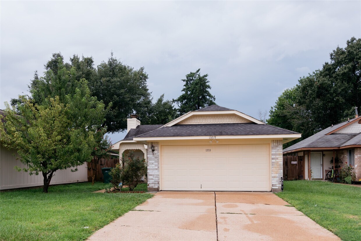 Foto principal - 13719 Vira Ln