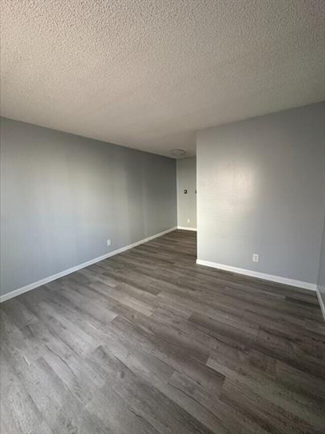 Foto del interior - 211 N Central Ave