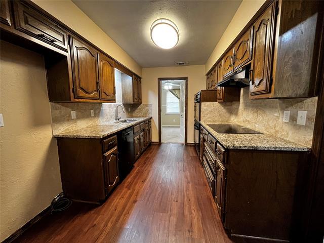 Foto del edificio - 1025 Cloverdale Ln