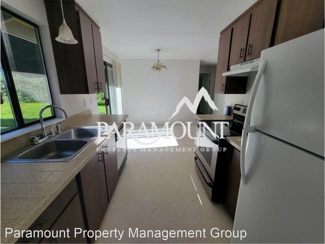 Foto del edificio - 3 br, 1.5 bath House - 1452 SE Bethel Vall...