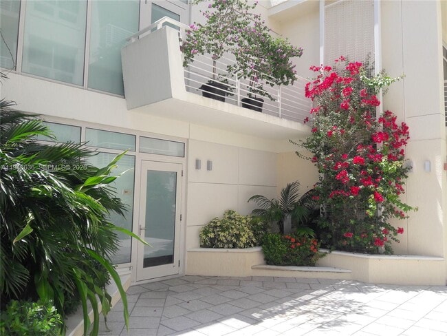 Building Photo - 3250 NE 1st Ave