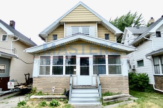 Building Photo - 2803 Chase St