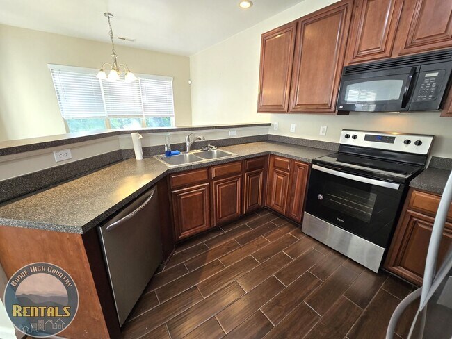 Foto del edificio - 194 Azor Ct