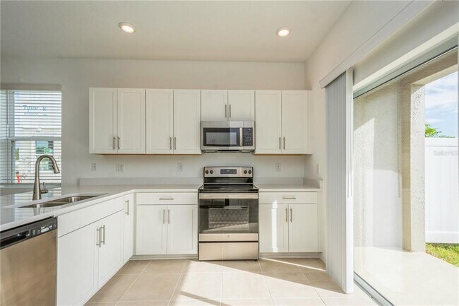 Foto del edificio - 8521 DAYBREAK St