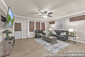 Foto del edificio - 8427 Buckhorn Parke