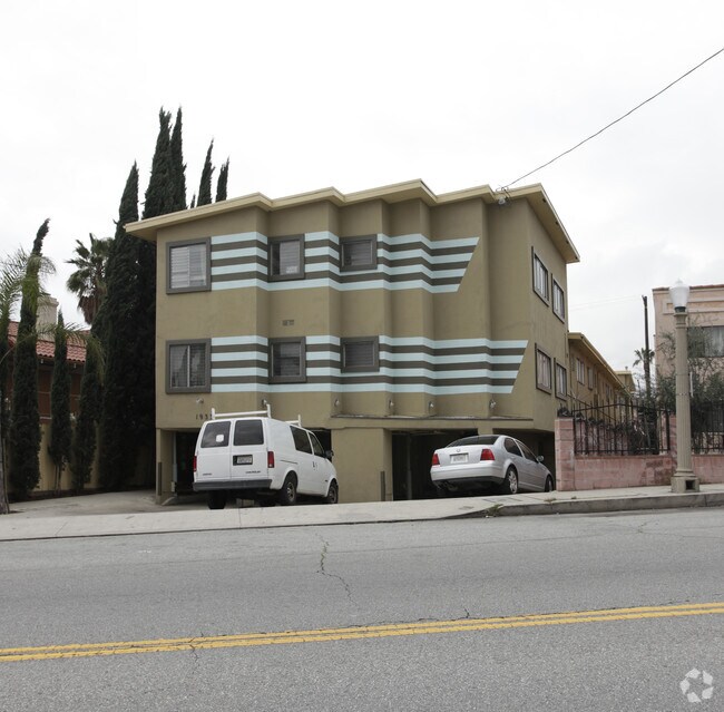 1933 N Beachwood Dr, Los Angeles, CA 90068 Apartments Los Angeles, CA