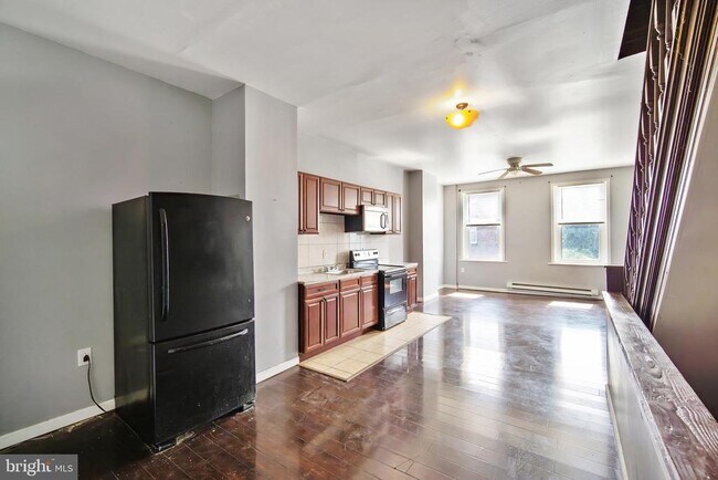 Building Photo - 2316 N 27th St