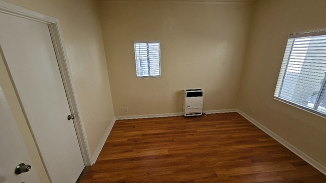 Building Photo - 340 Douglas St