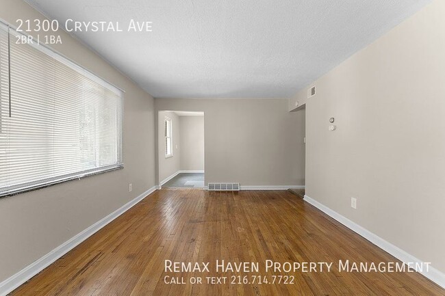 Building Photo - 21300 Crystal Ave UP Ave, Euclid - Spaciou...
