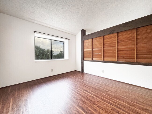 Foto del edificio - Recently Refreshed Kaneohe Townhouse