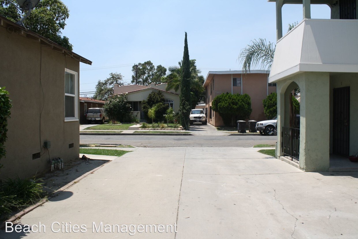 Building Photo - 5458 Lime Ave