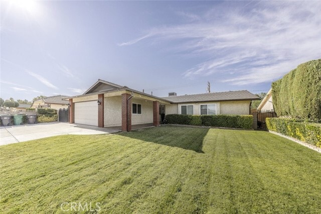 Foto del edificio - 3340 Brittany Ln