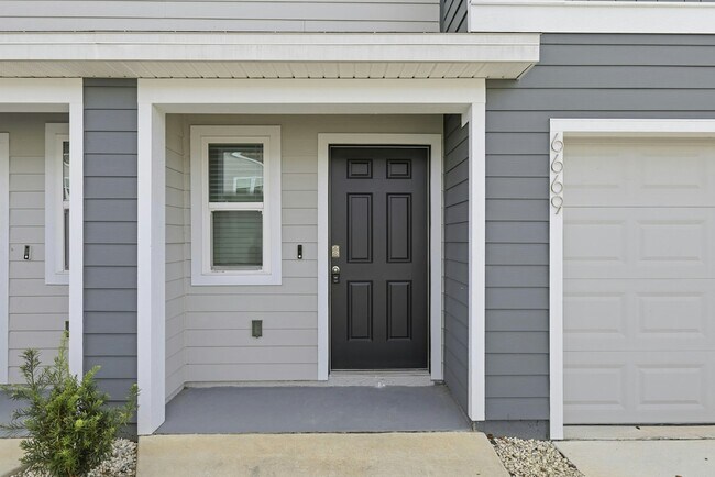 Foto del edificio - 6669 SW 81st Lp