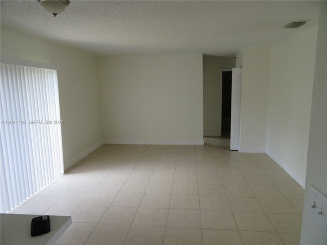 Building Photo - 26231 SW 141st Pl
