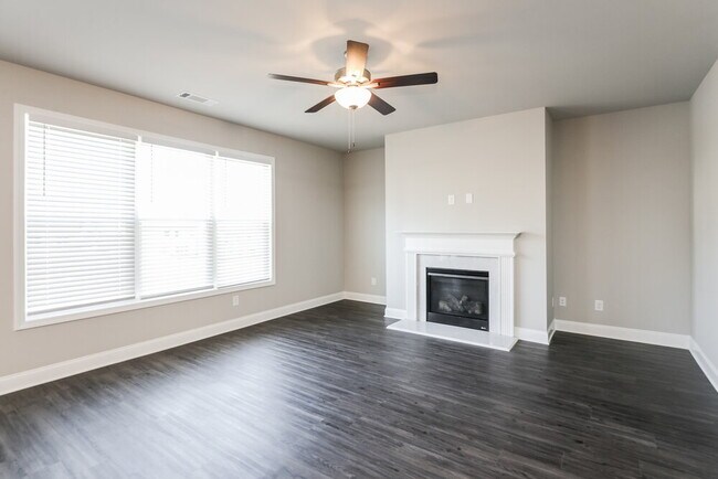 Foto del edificio - 3366 BRYANT MEADOWS CIR