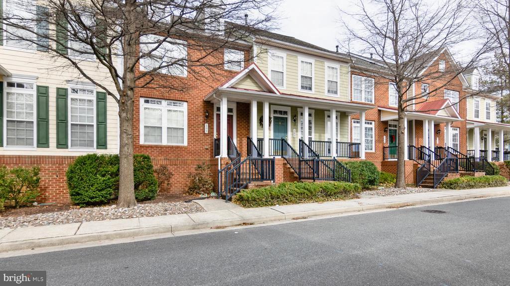 Primary Photo - 300 Dixon St