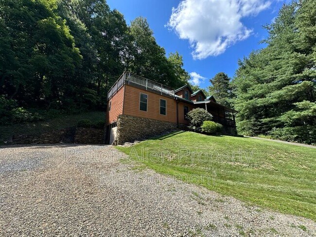 Foto del edificio - 315 Morgan Branch Rd