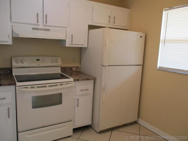 Foto del edificio - 9389 NW 1st Ct
