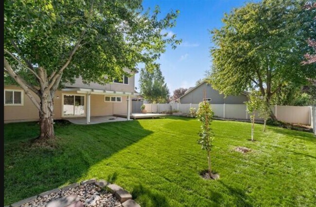 Foto del edificio - 5073 N Dove Ridge Pl