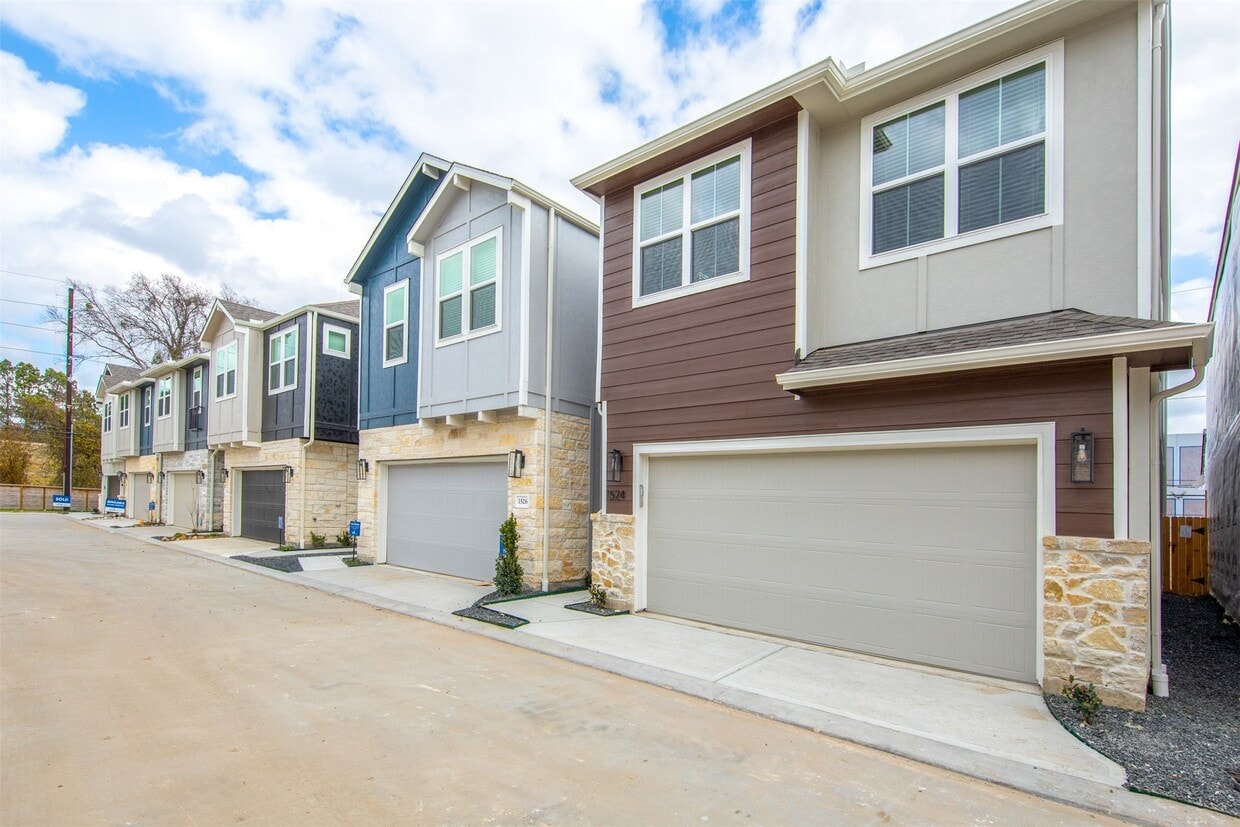 Foto principal - 1524 Beach Oak Dr