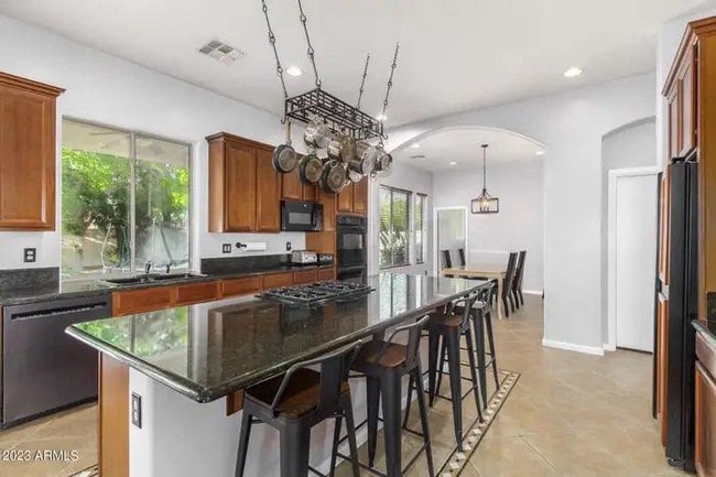 Building Photo - 872 E Fieldstone Pl