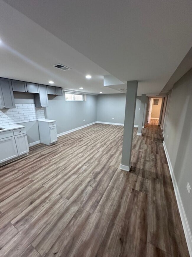 Foto del edificio - 4600 S La Crosse Ave