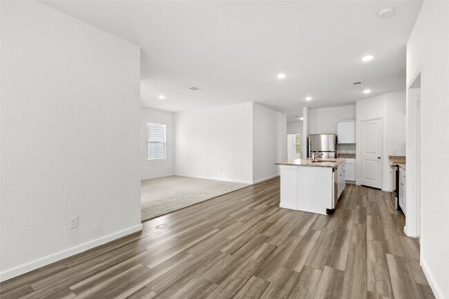 Foto del edificio - 3602 Admiralty Dr