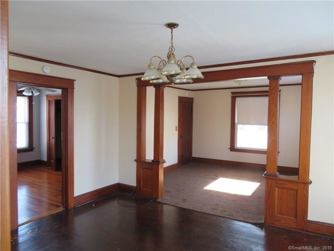 Building Photo - 67 Wooding St