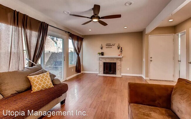 Building Photo - 3 br, 1.5 bath House - 4544 Anne Sladon St...