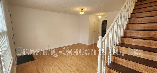 Foto del edificio - 2514 Glenrose Ave