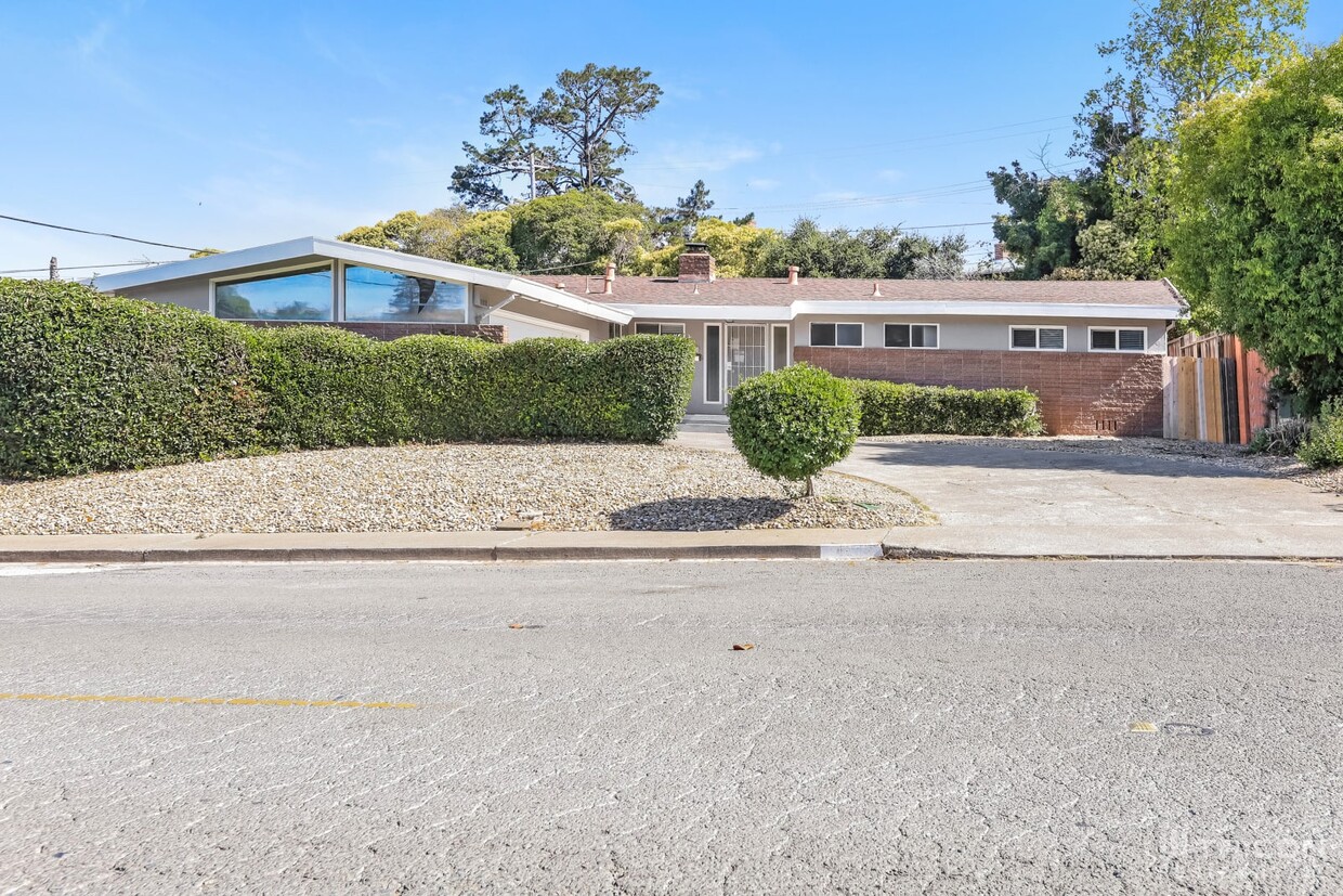 Primary Photo - 434 Valle Vista Ave