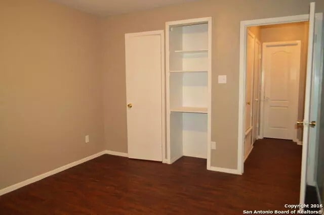 Building Photo - 7540 Oak Chase