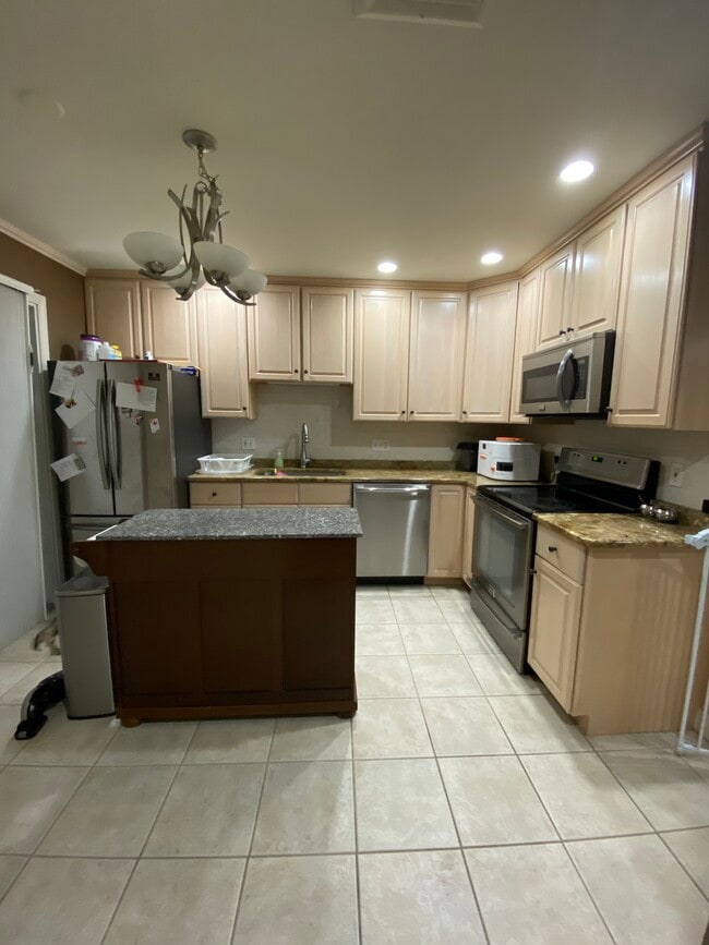 Updated kitchen - 1 Drummer Boy Way