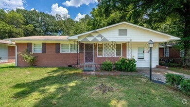 Building Photo - 2112 Lamore St