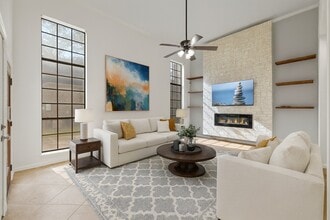 Building Photo - 2807 4 Pines Dr