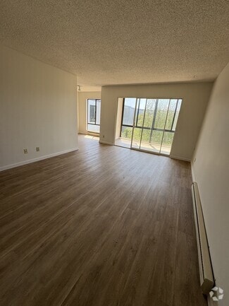 Living Space - 3 Commodore Dr