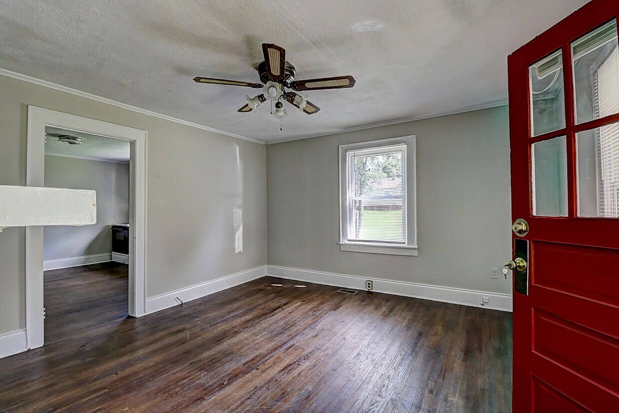 Primary Photo - 506 North Dr