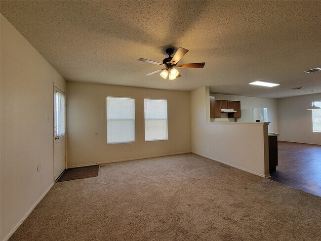 Foto del edificio - 1815 Brookwood Dr