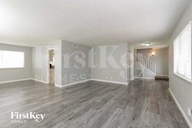 Building Photo - 3763 E Hacienda Ave