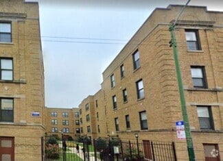 Building Photo - 2753 N Sawyer Ave